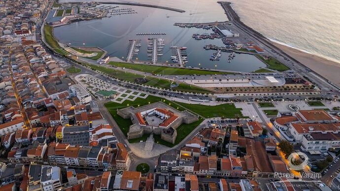 波瓦迪瓦尔津(Póvoa de Varzim)